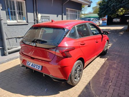 2024-Hyundai-i20-12-Motion_4