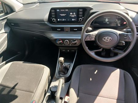 2024-Hyundai-i20-12-Motion_6