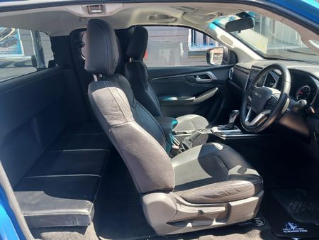 2022-Isuzu-D-Max-30-DDI-LSE-Auto-Extended-Cab_8