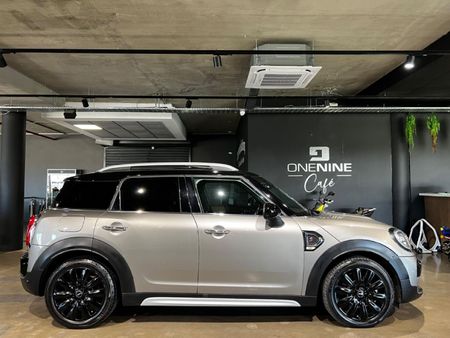 2017-MINI-Countryman-Cooper-S-Auto_2