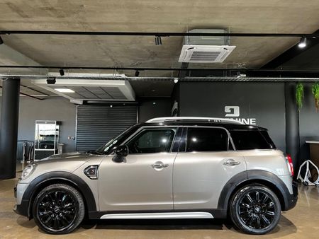 2017-MINI-Countryman-Cooper-S-Auto_3