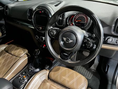 2017-MINI-Countryman-Cooper-S-Auto_7