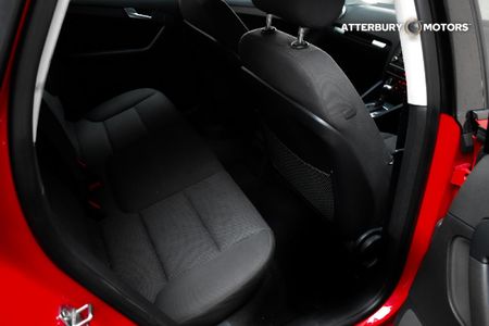 2011-Audi-A3-Sportback-16-TDI-Attraction-Auto_13