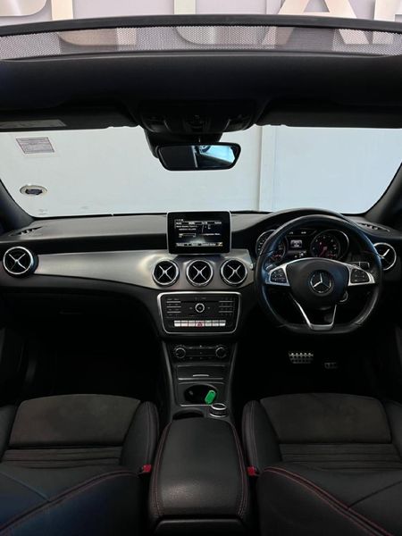 2017-Mercedes-Benz-CLA-200d-AMG-Auto_4