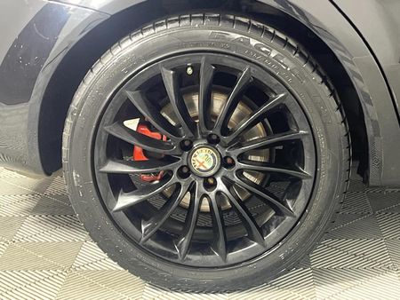 2012-Alfa-Romeo-159-32-Q4-Distinctive_6