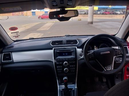 2019-Haval-H2-15T-Luxury_4