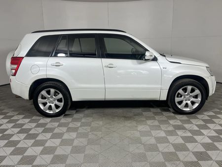 2010-Suzuki-Grand-Vitara-32-V6-Auto_15