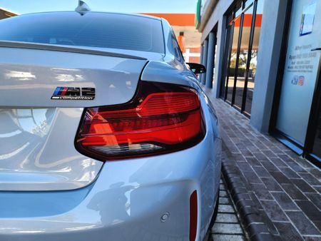 2018-BMW-M2-Competition-Auto_14