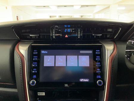 2026-Toyota-Fortuner-28-GD-6-VX-Auto_8