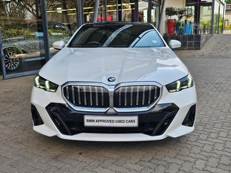 2024-BMW-5-Series-520d-M-Sport_1