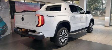 2025-Volkswagen-Amarok-30-TDI-V6-184kW-4Motion-Aventura-Auto-Double-Cab_3