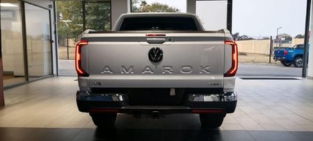 2025-Volkswagen-Amarok-30-TDI-V6-184kW-4Motion-Aventura-Auto-Double-Cab_4