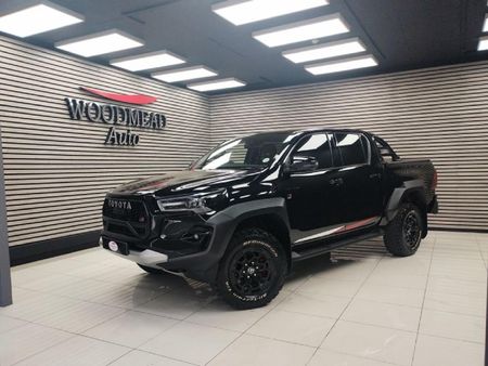 2024-Toyota-Hilux-28GD-6-GR-Sport-Double-Cab-4x4_1