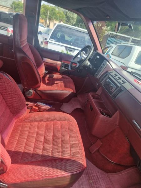 1990-GMC-Safari_8