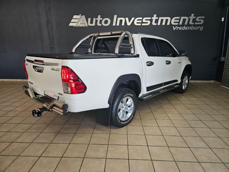 2016-Toyota-Hilux-28-GD-6-Raider-4x4-Double-Cab-Auto_2