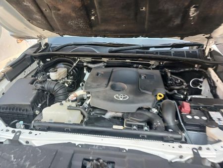 2021-Toyota-Fortuner-24-GD-6-4x4-Auto_3