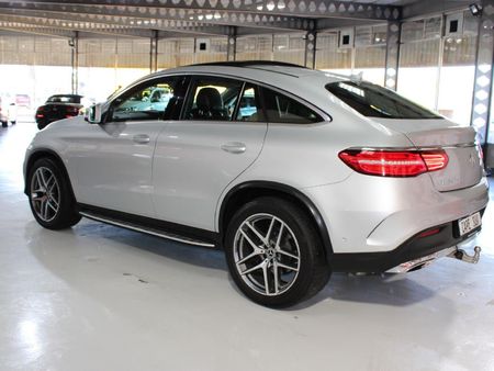 2018-Mercedes-Benz-GLE-Coupe-350d-4Matic_2