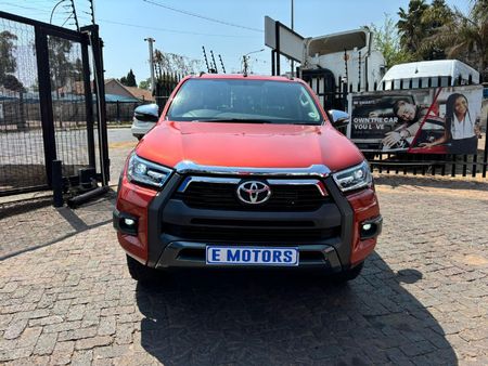 2022-Toyota-Hilux-28-GD-6-Raised-Body-Legend-Auto-Double-Cab_1