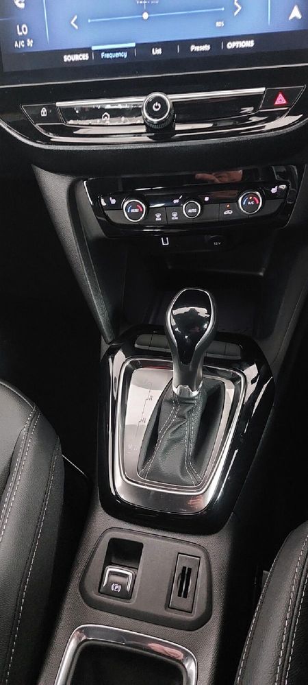 2024-Opel-Corsa-12T-GS-Line_10