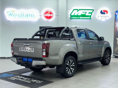 2021-Isuzu-D-Max-300-LX-Auto-Double-Cab_10