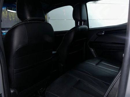 2021-Isuzu-D-Max-300-LX-Auto-Double-Cab_16