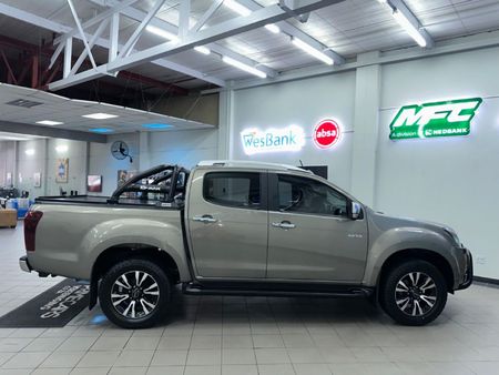 2021-Isuzu-D-Max-300-LX-Auto-Double-Cab_7