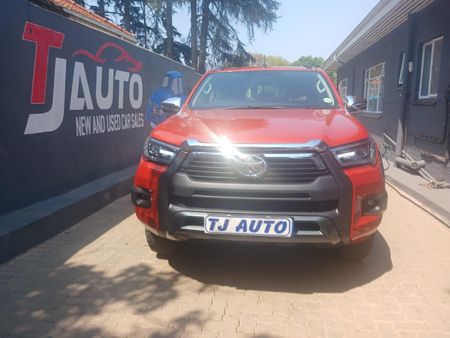 2018-Toyota-Hilux-28-GD-6-Raised-Body-Legend-Auto-Double-Cab_0