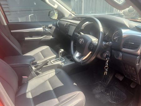 2018-Toyota-Hilux-28-GD-6-Raised-Body-Legend-Auto-Double-Cab_7