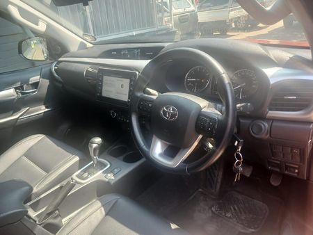 2018-Toyota-Hilux-28-GD-6-Raised-Body-Legend-Auto-Double-Cab_8