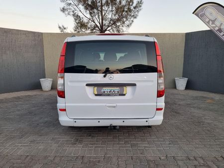 2005-Mercedes-Benz-Vito-115-CDI-CrewBus_3