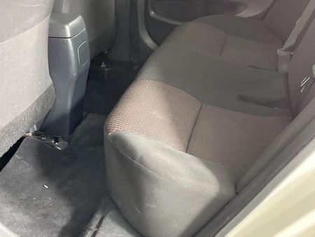 2018-Toyota-Corolla-Quest-16_3