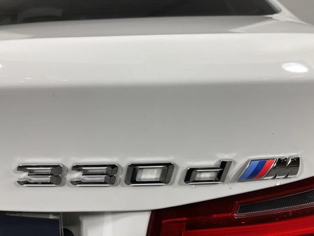 2013-BMW-3-Series-330d-M-Sport-Auto_11