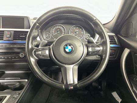 2013-BMW-3-Series-330d-M-Sport-Auto_12