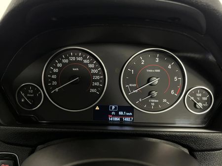 2013-BMW-3-Series-330d-M-Sport-Auto_2