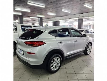 2020-Hyundai-Tucson-20-Premium_2