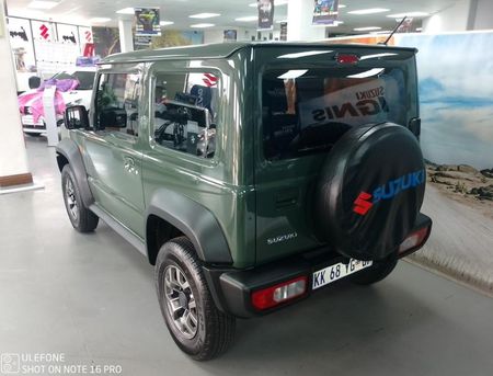 2022-Suzuki-Jimny-15-GLX-Auto_3