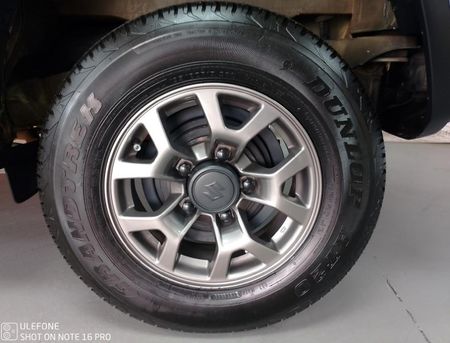2022-Suzuki-Jimny-15-GLX-Auto_5
