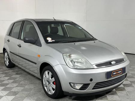 2005-Ford-Fiesta-16i-Ghia-5-dr_13