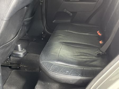 2005-Ford-Fiesta-16i-Ghia-5-dr_3