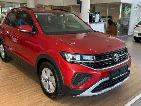 2024-Volkswagen-T-Cross-10-TSI-Life-Auto_0
