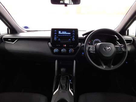 2023-Toyota-Corolla-Cross-18-XI_13