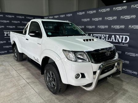 2015-Toyota-Hilux-30-D-4D-Raider-Raised-Body-Single-Cab_0
