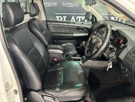 2015-Toyota-Hilux-30-D-4D-Raider-Raised-Body-Single-Cab_12