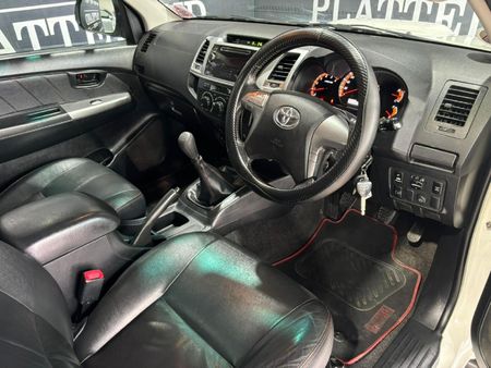 2015-Toyota-Hilux-30-D-4D-Raider-Raised-Body-Single-Cab_8