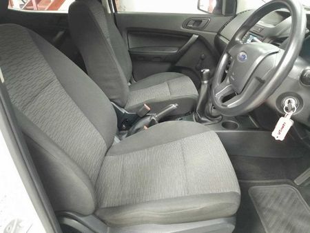 2022-Ford-Ranger-22-TDCi-Double-Cab_10