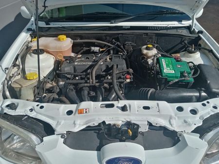 2011-Ford-Bantam-16i-XLT_1