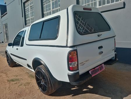 2011-Ford-Bantam-16i-XLT_2