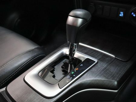 2021-Toyota-Fortuner-28-GD-6-4x4-Auto_12
