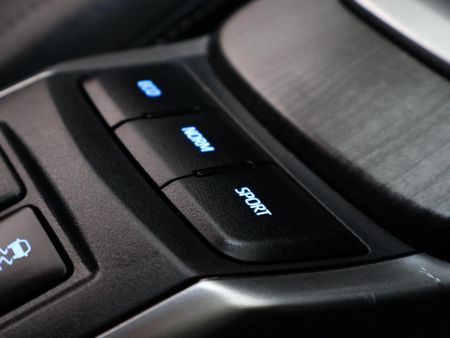 2021-Toyota-Fortuner-28-GD-6-4x4-Auto_13