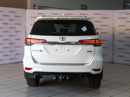 2021-Toyota-Fortuner-28-GD-6-4x4-Auto_19